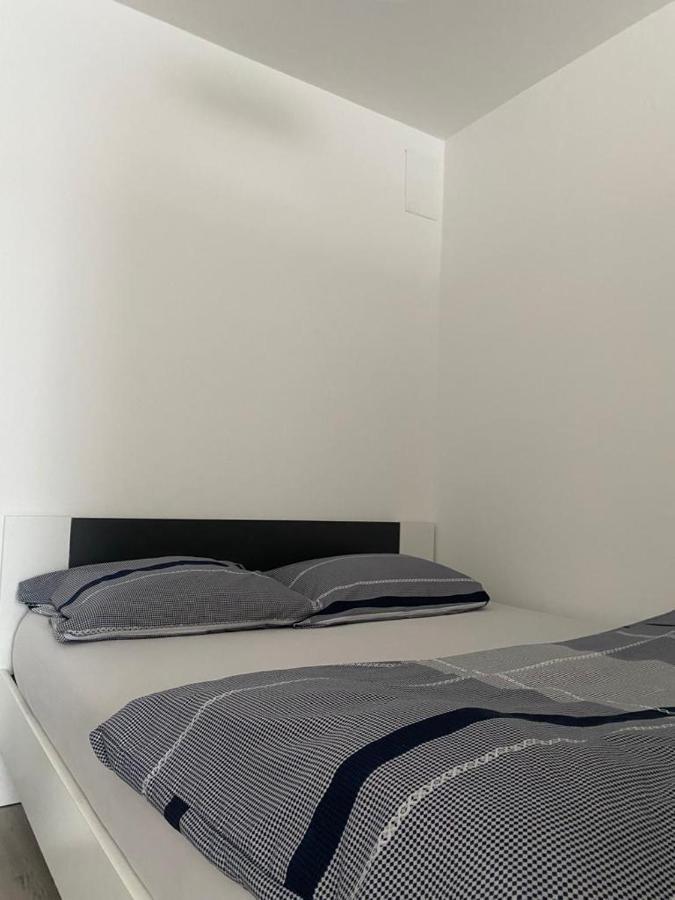 Apartment Vrbani Ζάγκρεμπ Εξωτερικό φωτογραφία